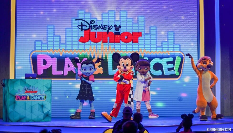 2点　ディズニー ファミリー ダンス パーティー JUNP AND SING 2025年最新】ディズニーファミリーダンスパーティーの人気